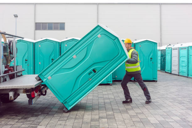 Best Porta potty delivery and setup  in Wellston, OH